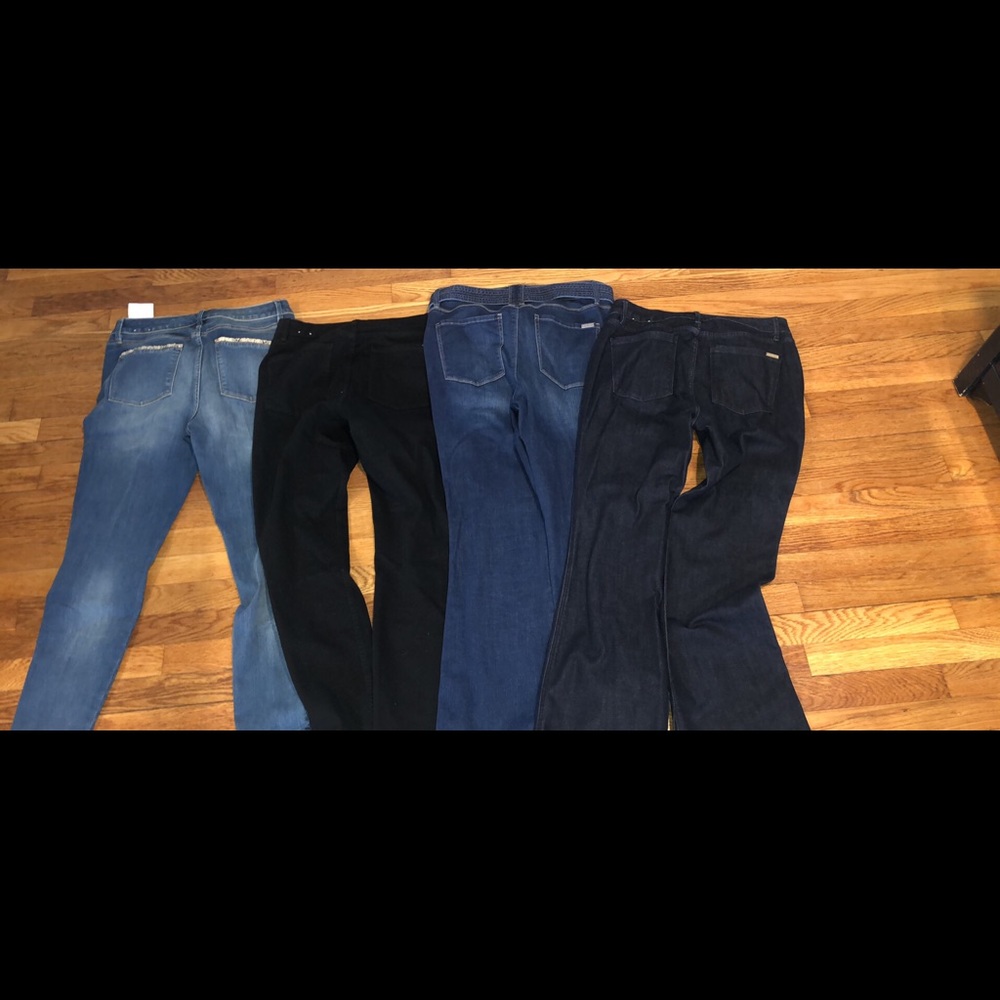 4 pairs of White House jeans all size 10 (lot)